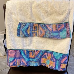 Vintage 100% cotton with towels with bottom frill